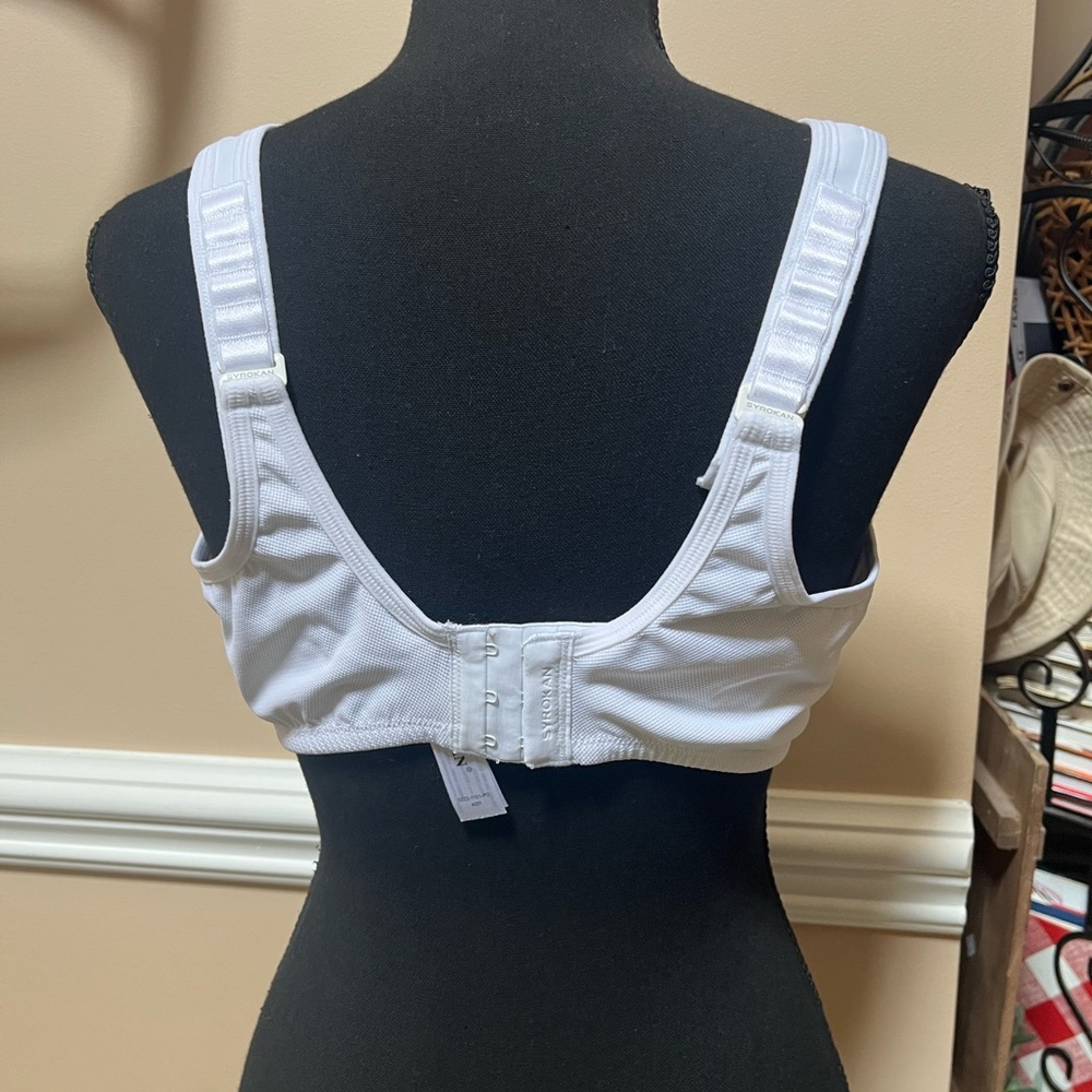 Syrokan Classic White Sports Bra - Picture 2 of 2